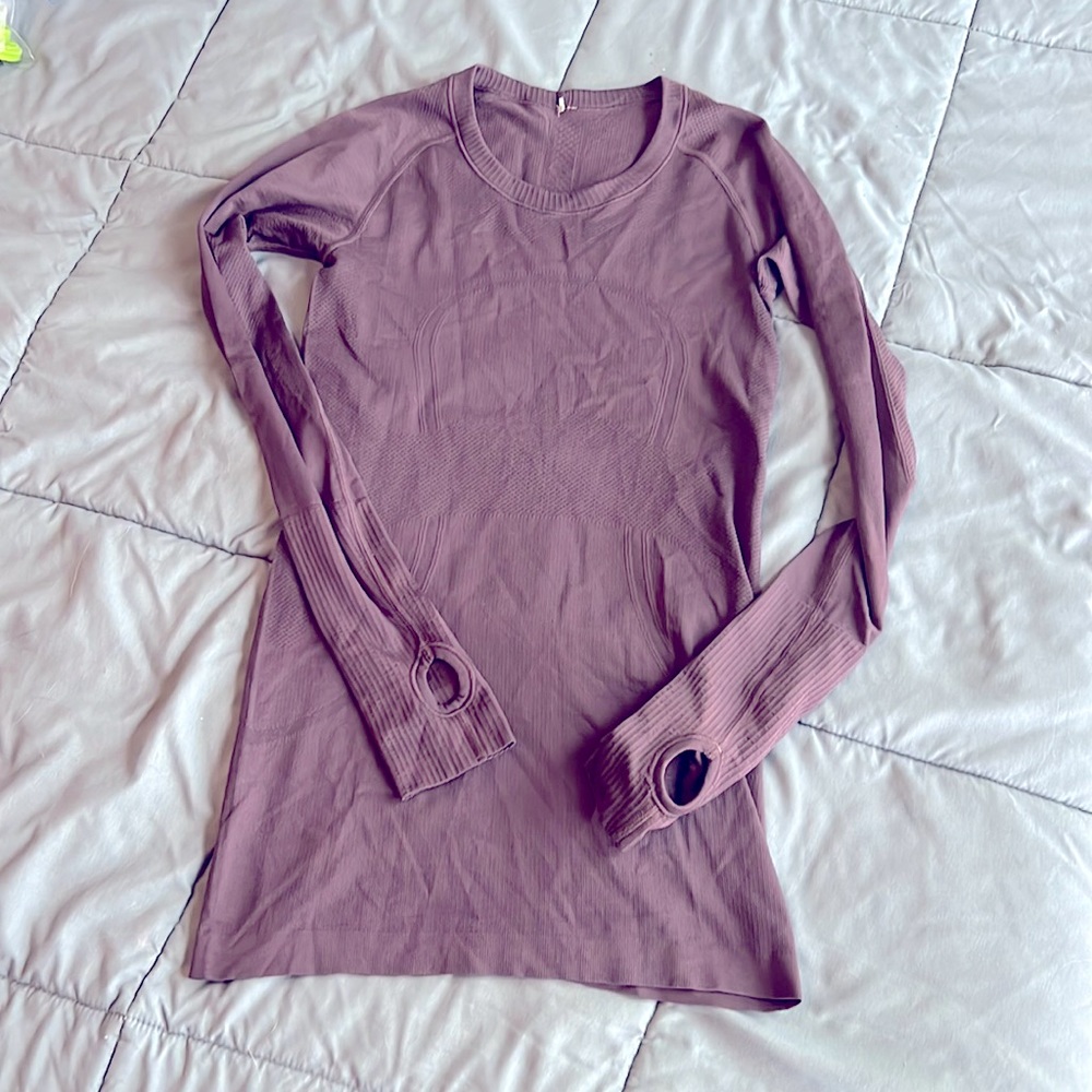 Lululemon Swiftly Tech long sleeve